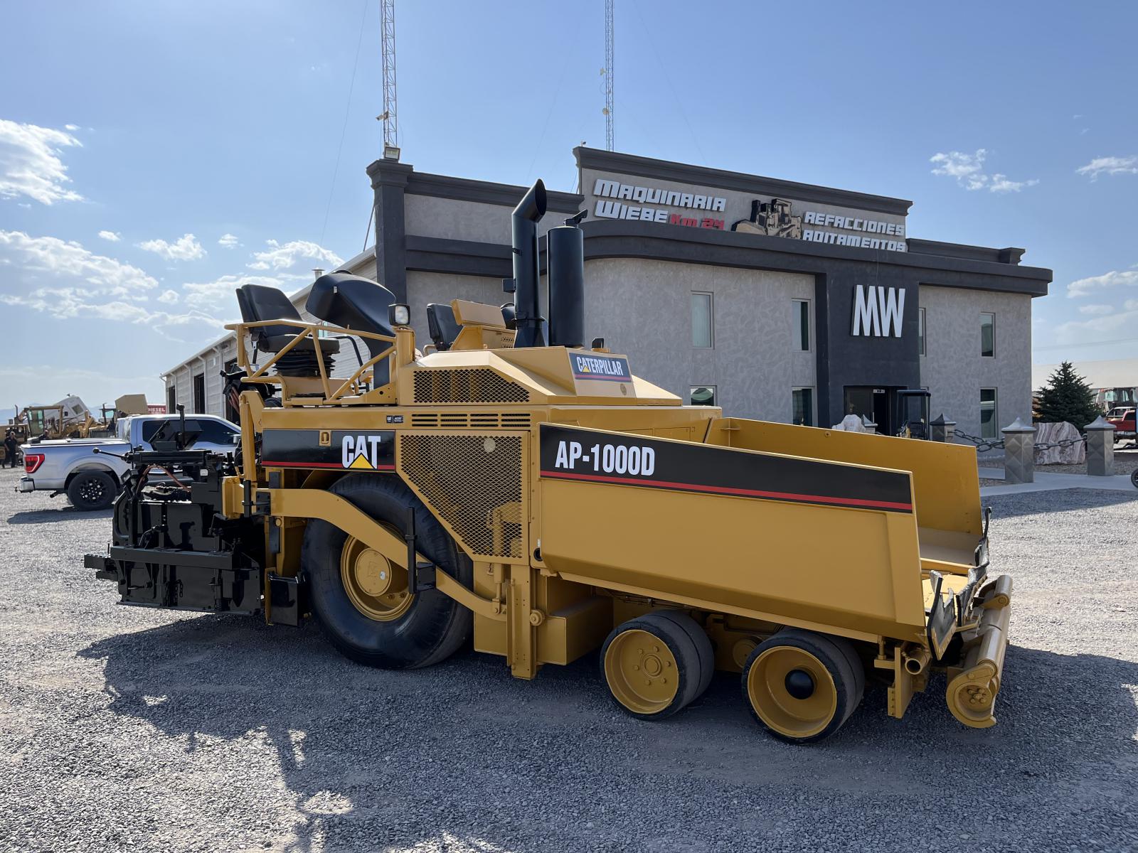 ./imagenes/INVOICE/2019/17939/CATERPILLAR AP1000D (1).JPG